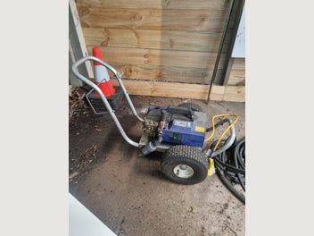 Image 1 of 7