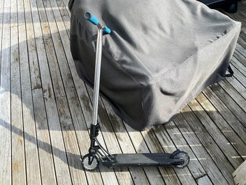 Image 1 of 4