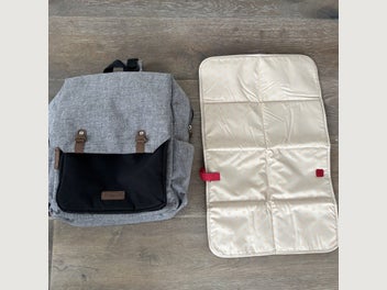 Image 1 of 7