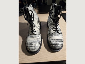 Image 1 of 5