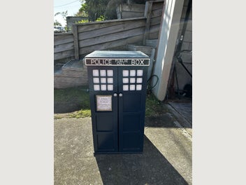Image 1 of 5