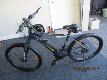 Image 1 of 6