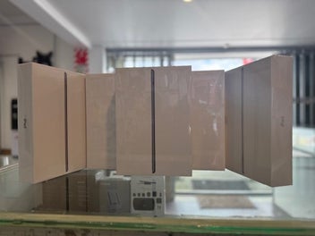 Image 1 of 6