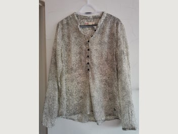 Image 1 of 8