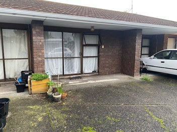 Image 1 of 10