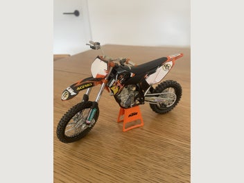Image 1 of 2
