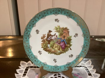 Image 1 of 6