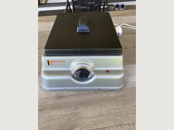 Image 1 of 4