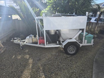 Image 1 of 7