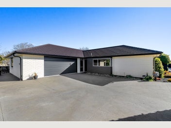 Image 1 of 20