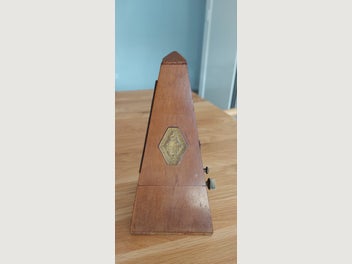 Image 1 of 4