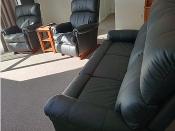 Image 1 of 5