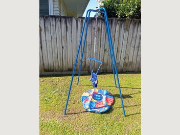 Image 1 of 4