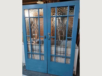 Image 1 of 4