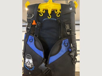 Image 1 of 2