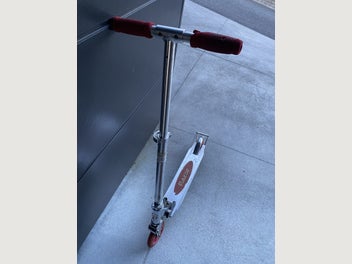 Image 1 of 4