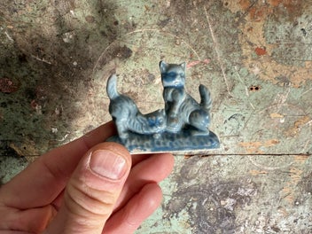 Image 1 of 4