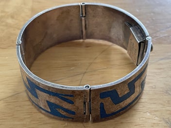Image 1 of 1