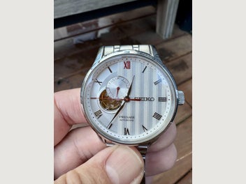 Image 1 of 7