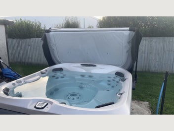 Image 1 of 7