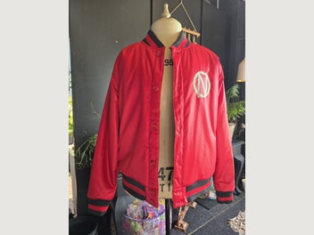 Image 1 of 6