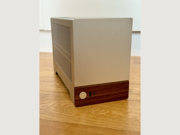 Image 1 of 7
