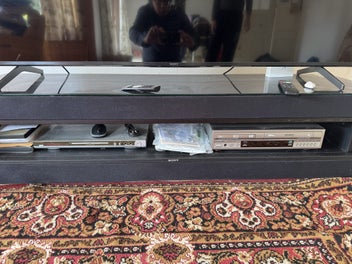 Auckland Closes: Sun, 3 Aug Sony RHT-G1500 5.1 Invisible Home Cinema Stand Buy Now $500.00  			