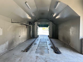 Image 1 of 6