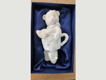 Image 1 of 6
