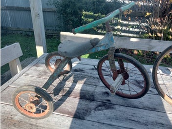 Image 1 of 2