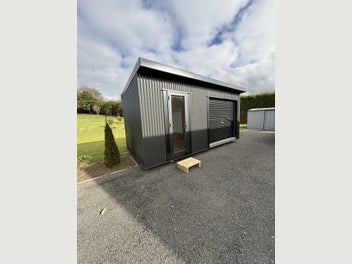 Image 1 of 7