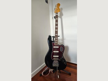 Image 1 of 8