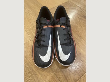 Image 1 of 5