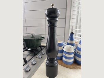 Image 1 of 5
