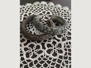 Image 1 of 4
