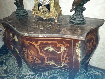 Image 1 of 6