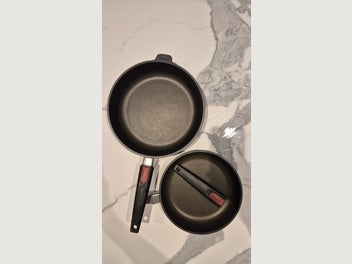 Image 1 of 7