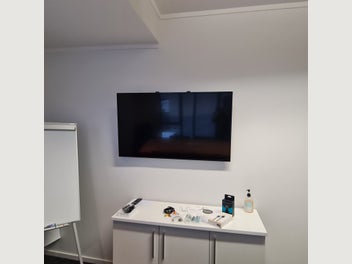 Image 1 of 5