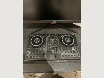 Image 1 of 4