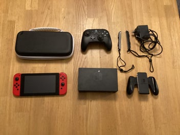 Image 1 of 8