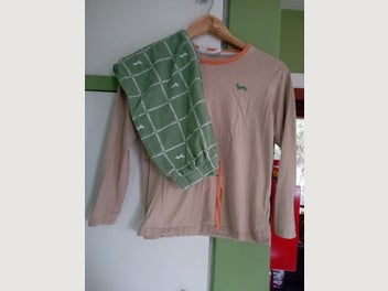 Image 1 of 7