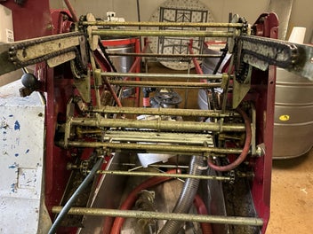 Image 1 of 6