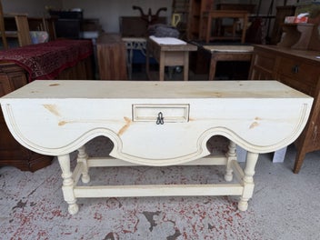 Image 1 of 20