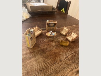 Image 1 of 1