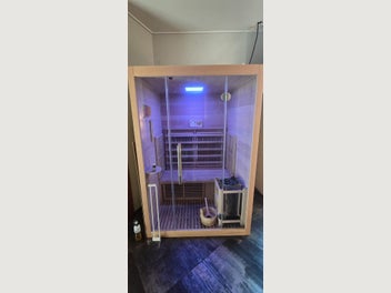 Image 1 of 5