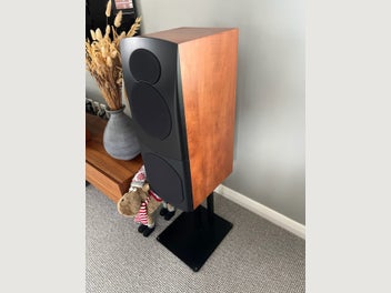 Image 1 of 5
