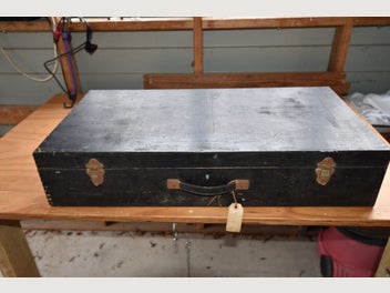 Image 1 of 6