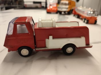 Image 1 of 5