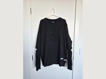 Image 1 of 7