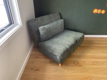 Image 1 of 6